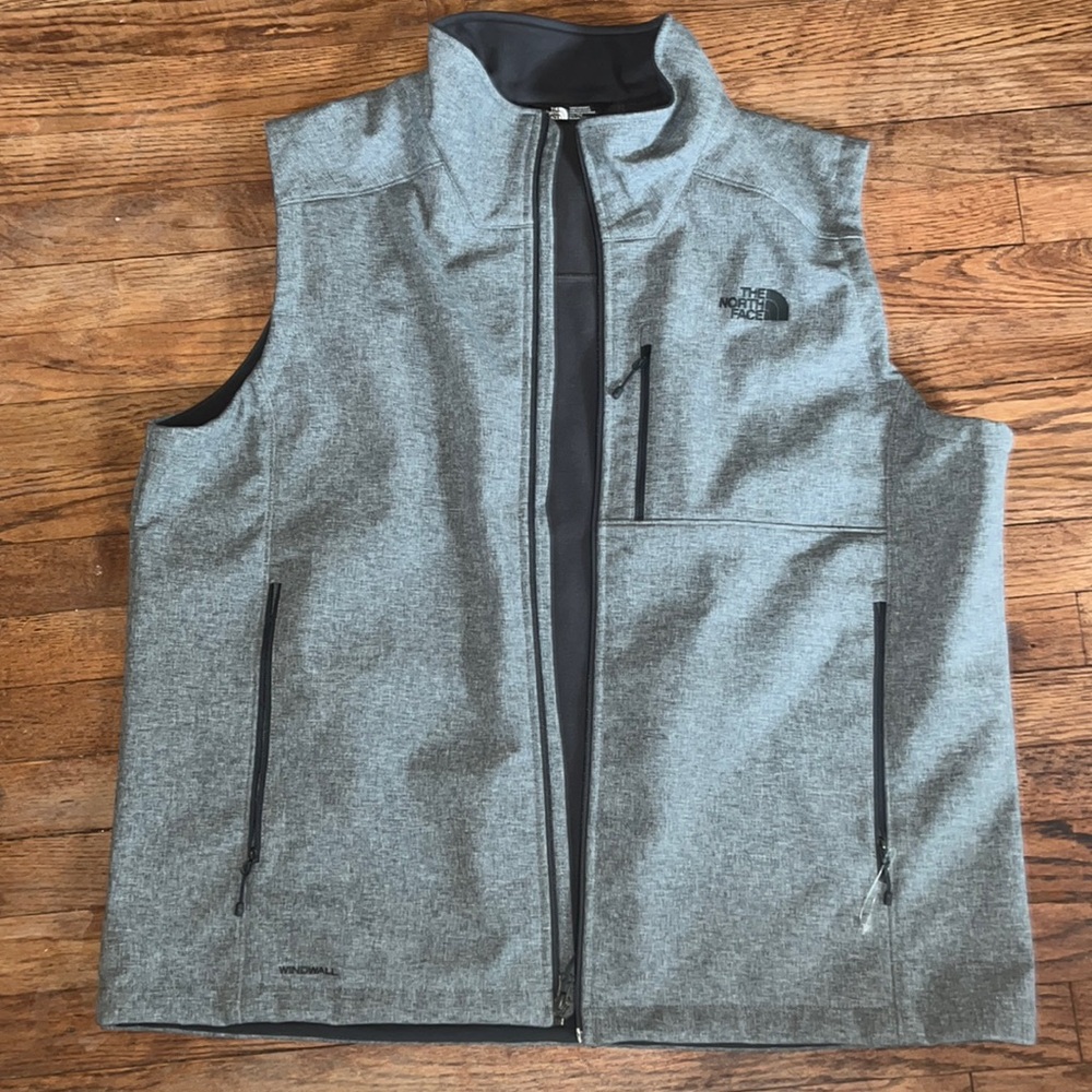 NWOT North Face Vest